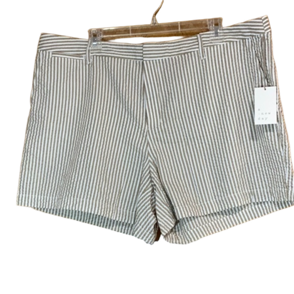 a new day seersucker chino shorts - size 18 - NWT